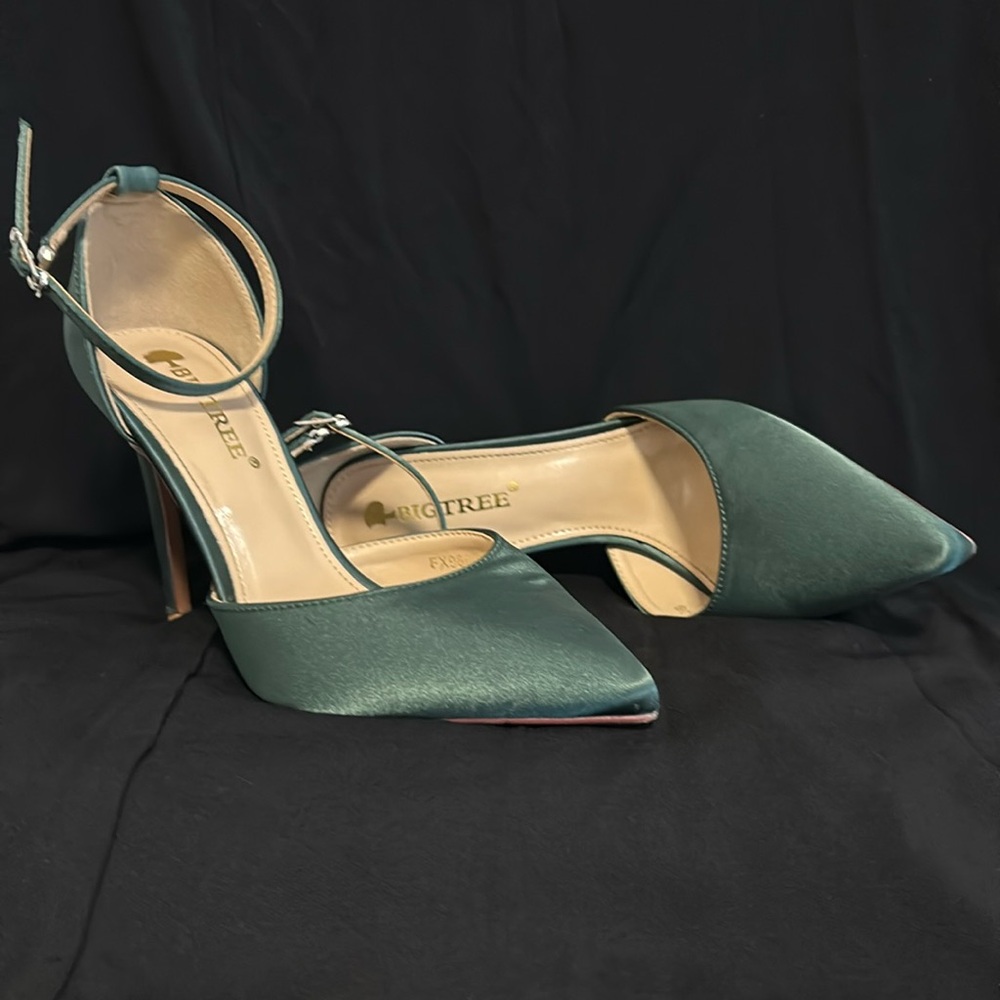 Women heels